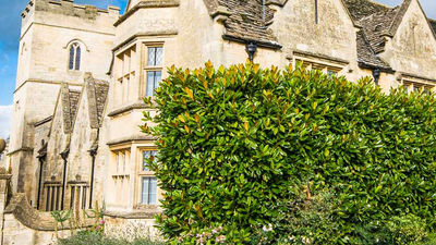 Bordered by Oxford and Cheltenham, the Cotswolds region of the English countryside is renowned for its traditional charm. // © 2014 Bob Demyan F