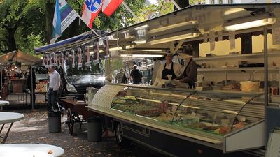 Visitors can opt to try raw herring from one of many street vendors around the city. // © 2014 Carley D. Thornell