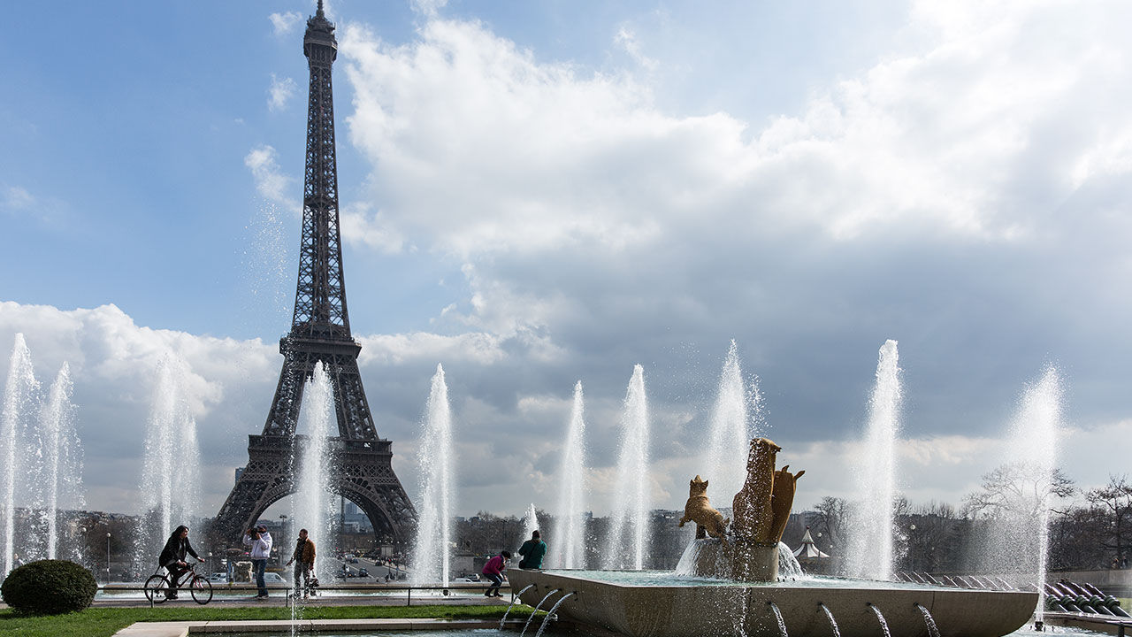 France Reopening Eiffel Tower
