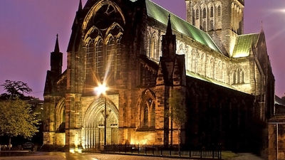 The 12th-century Glasgow Cathedral is known for its stained-glass windows. // © 2014 Thinkstock