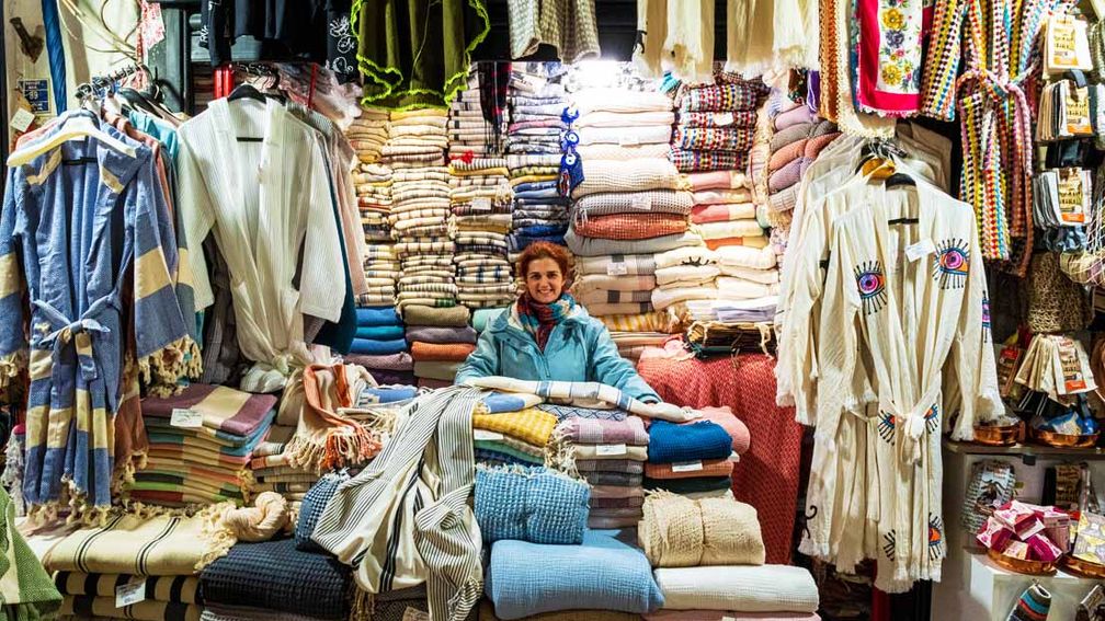 A Grand Guide to Istanbul's Grand Bazaar  TravelAge West