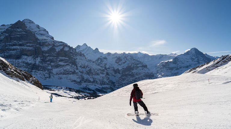 Snow sports are a winter highlight in Grindelwald.