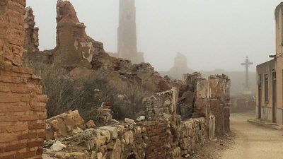 Walking through Belchite, Spain, is especially eerie when the city is covered in fog. // © 2017 Kaitlin Cintorino