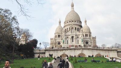 The Basilica of the Sacre Coeur, in Montmartre, Paris // © 2014 Kenneth Shapiro