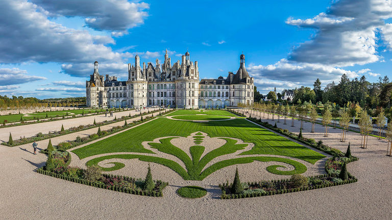 Chateau de Chambord is hosting Chambord 1519-2019: From Utopian Idea To The Work, a major exhibition that retraces the castle’s history through the vision of Leonardo da Vinci.