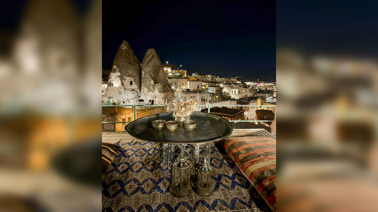 The rooftop of Sultan Cave Suites is a great spot for relaxing.