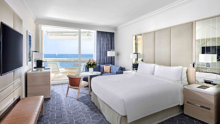 FairmontMonteCarlo_Room
