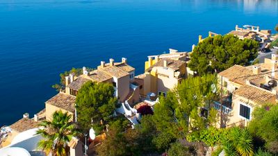Mallorca is the largest island in the Balearic archipelago and an oasis for cultural exploration. // © 2016 iStock