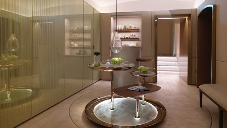 To combat jet lag, consider splurging on the spa’s signature La Dolce Vita treatment.