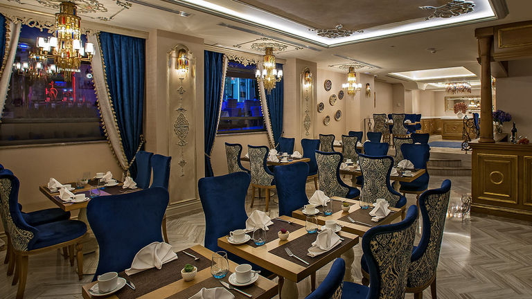 The ground-level Romance Restaurant offers both Turkish- and Western-style delicacies.