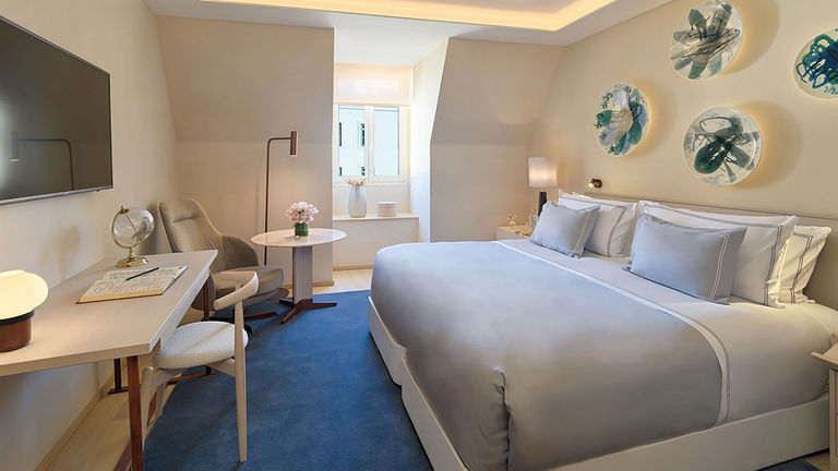 Guestrooms feature Egyptian cotton sheets from Casa Bassols.