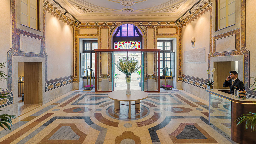 Hotel Review: The One Palacio da Anunciada in Lisbon, Portugal