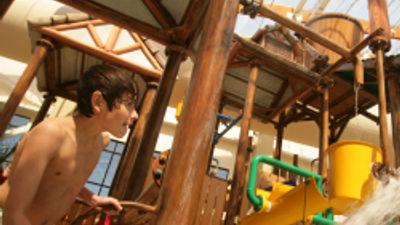Camelback Lodge Opens Largest Indoor Waterpark