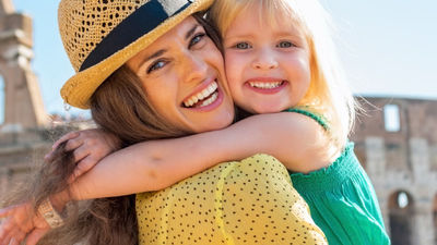 Families explore Rome with the help of Bettoja Hotels. // © 2015 iStock 2