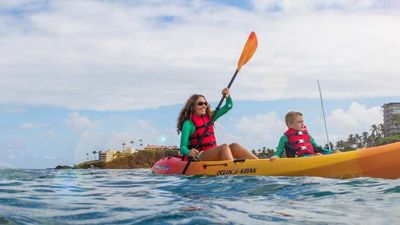 On Maui, clients can book a new snorkel and kayak ecotour from Kaanapali Surf Club. // © 2015 Kaanapali Surf Club 2