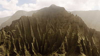 Turn a return trip to Kauai’s coast into a new experience. // © 2016 iStock 2