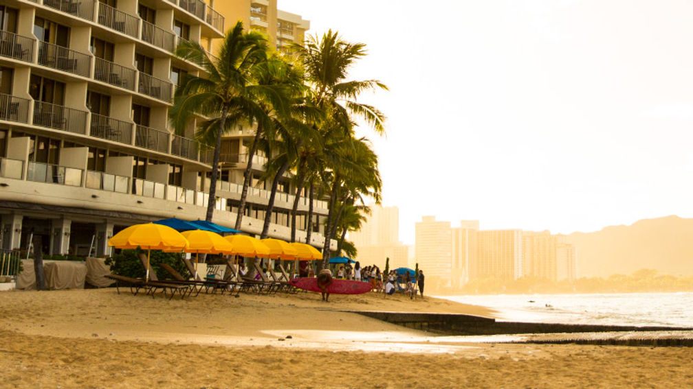 Outrigger Waikiki Beach Resort Walking Tour 
