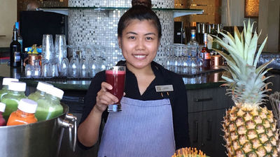 Fairmont Kea Lani’s Just Juice serves ultra-fresh concoctions. // © 2017 Fairmont Kea Lani