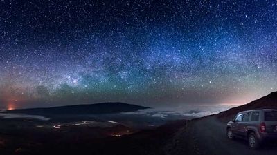 Hawaii Island’s dormant volcano Mauna Kea offers some of the best stargazing in the world. // © 2014 Andrew Richard Hara 2
