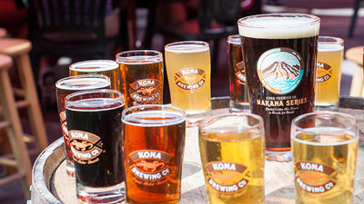 On Hawaii Island, Kona Brewing Co. serves a variety of refreshing island-made beers. // © 2016 Kona Brewing Company
