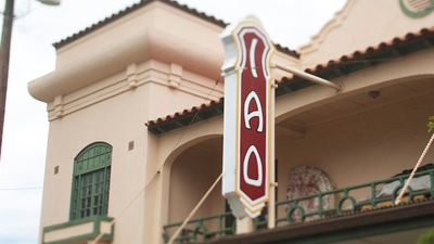 Iao Theater is a Spanish Mission-style icon in Wailuku, Maui. // © 2015 HTA/Max Wanger