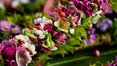 Where to Buy Flower Leis in Hawaii