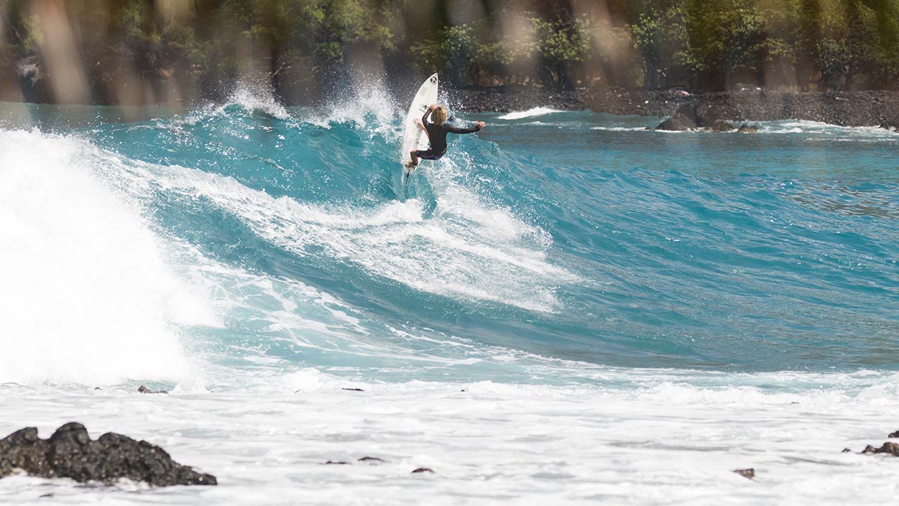 4 Top Surfing Schools in Hawaii