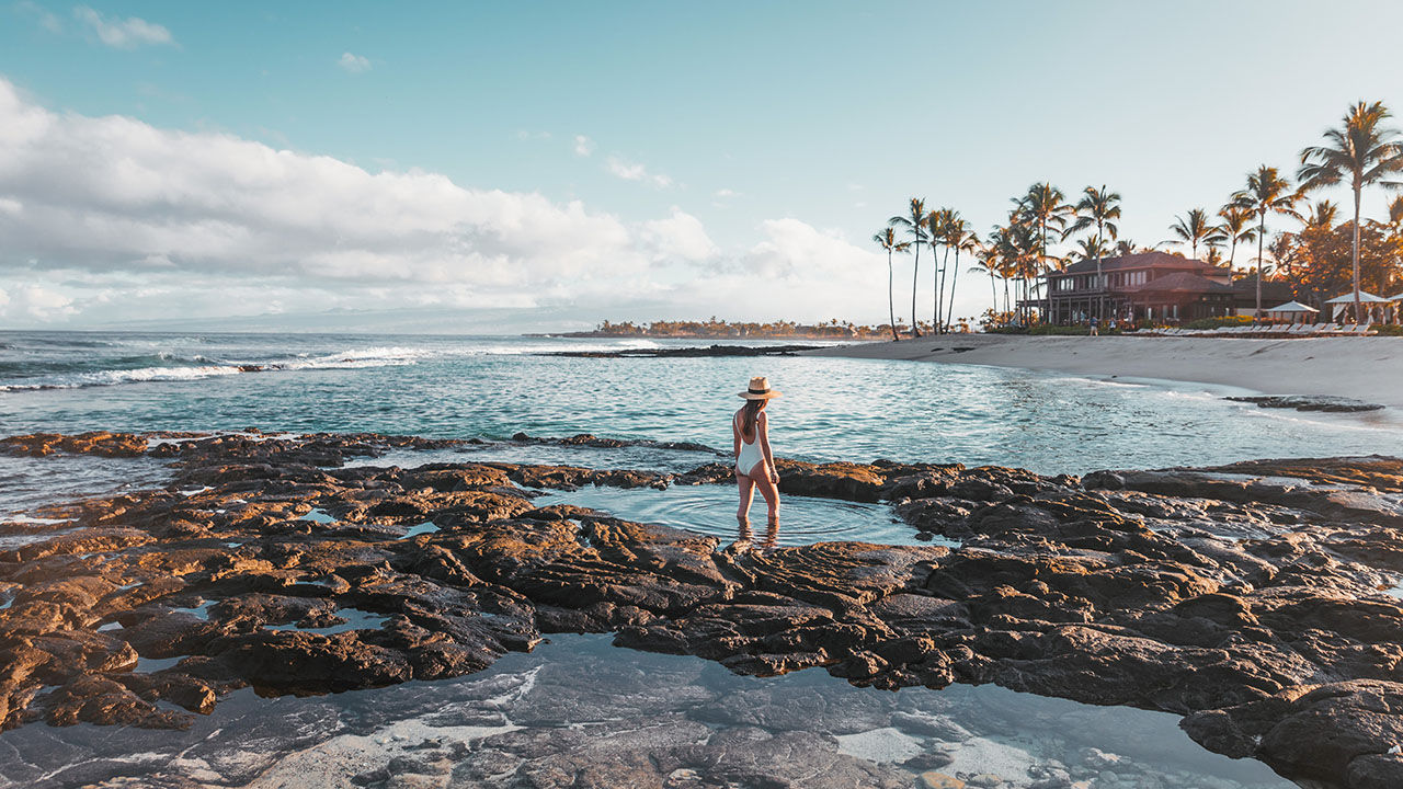 Four Seasons Resort Hualalai boasts an enviable location on the Kona-Kohala Coast.