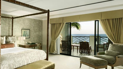 LuxuriousHawaiiHotelSuites_FEATURE