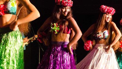 A highlight of Celebration of the Arts is its colorful luau and show. // © 2016 The Ritz-Carlton, Kapalua