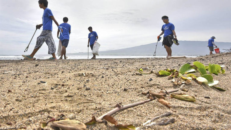 Maui_Waihee Beach Cleanup2