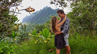 Why Oahu Continues to Attract Romance Travelers