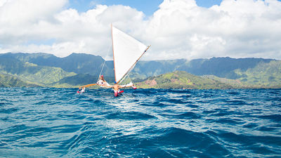 Visitors can ride on replicas of ancient sailing canoes with companies like Island Sails on Kauai. // © 2014 Sea Light Studios