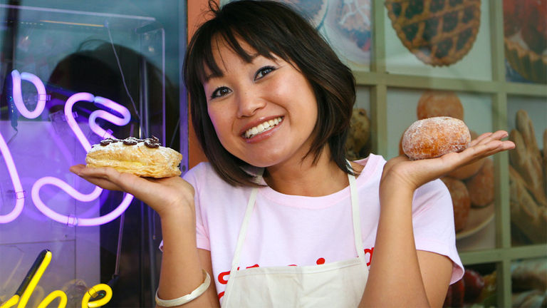 A 40-year Waialua mainstay, Paalaa Kai Bakery has an avid following thanks to its reliably delicious sweets.