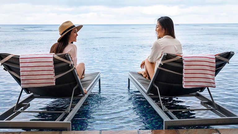 Pull up some submerged lounge chairs and enjoy the view from Sheraton Waikiki's Infinity Edge Pool.