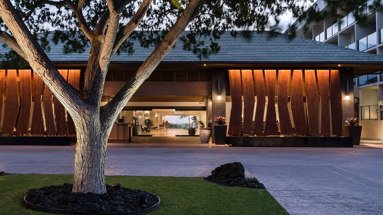Waikoloa Beach Marriott's entry sets the tone for an authentic experience.