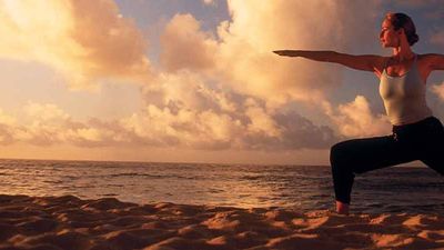 Wellness travelers who want to do yoga in an island setting should consider Hawaii. // © 2013 Fairmont Orchid, Hawaii  F