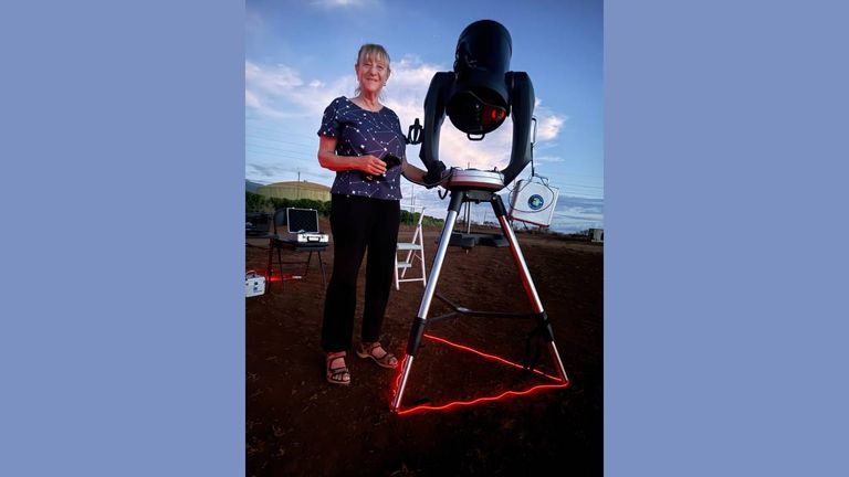 Former Lahaina gallery owner Donna Meistrich started the West Maui activity company Stargazers Anonymous in January of 2023.