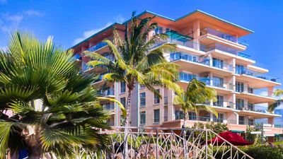 Honua Kai’s grounds have matured into a lush landscape, complete with three swimming pools. // © 2016 Honua Kai Resort and Spa 2