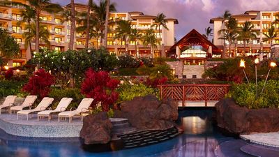 Traditional design touches and cultural programs are balanced by contemporary amenities and services. // © 2017 Montage Kapalua Bay 2