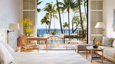 Halekulani’s guestrooms have been renewed and reinvigorated. // © 2013 Halekulani Corp. 3