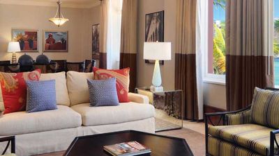 The Royal Experience program includes luxurious amenities in one of The Royal Hawaiian's signature suites. // © 2014 The Royal Hawaiian, a Luxury Collection F