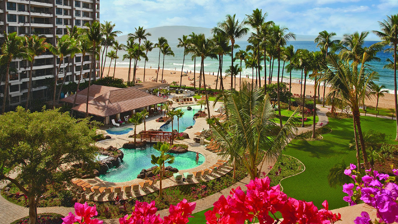 The pool at Kaanapali Alii on Maui, an example of the resort-style amenities available through Destination Residences
