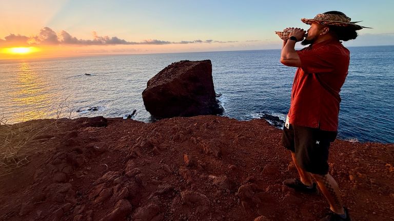 Clients can greet the day with an early morning hike to Pu’u Pehe.