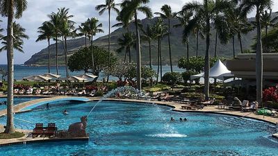 Kauai Marriott Resort lays claim to Hawaii’s largest, single-level outdoor pool. // © 2016 Dana Rebmann