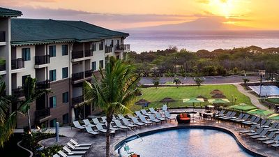 From its location on a bluff, Residence Inn Maui Wailea provides gorgeous views of the ocean. // © 2017 Residence Inn Maui Wailea