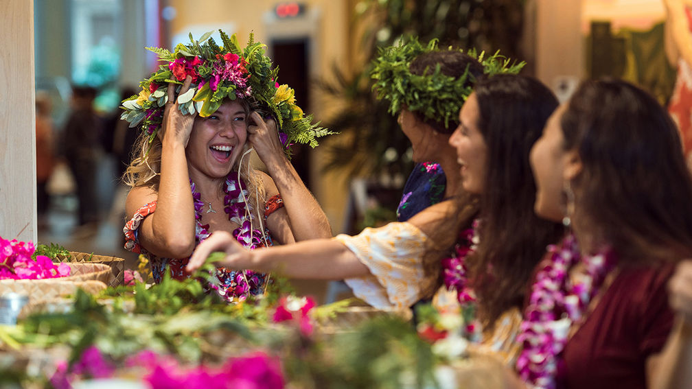 Can't-Miss Activities at Waikiki’s Queen Kapiolani Hotel