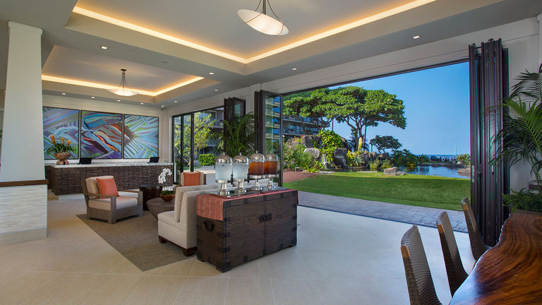 Since its multimillion-dollar renovation, The Whaler features a beautiful open-air lobby.