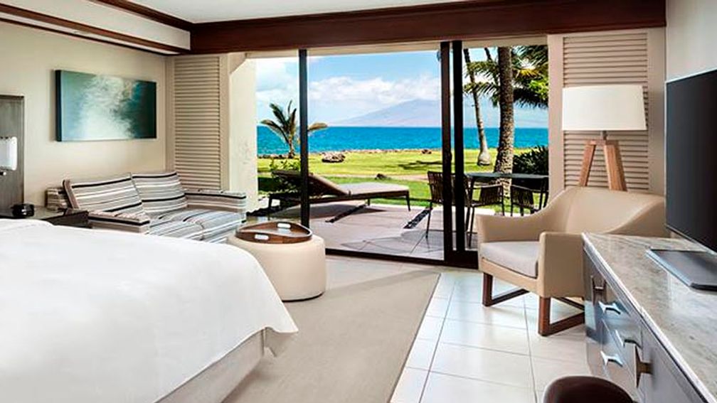 WaileaBeachRenovation_FEATURE