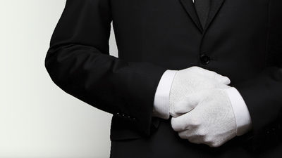 Many luxury hotels are beginning to include butler service. // © 2015 Thinkstock 3